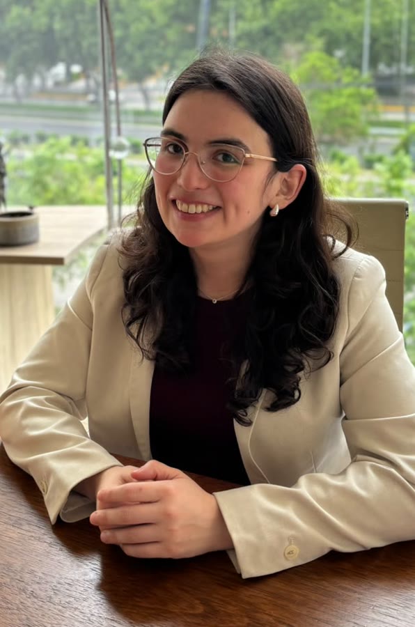María José Araya, abogada del estudio